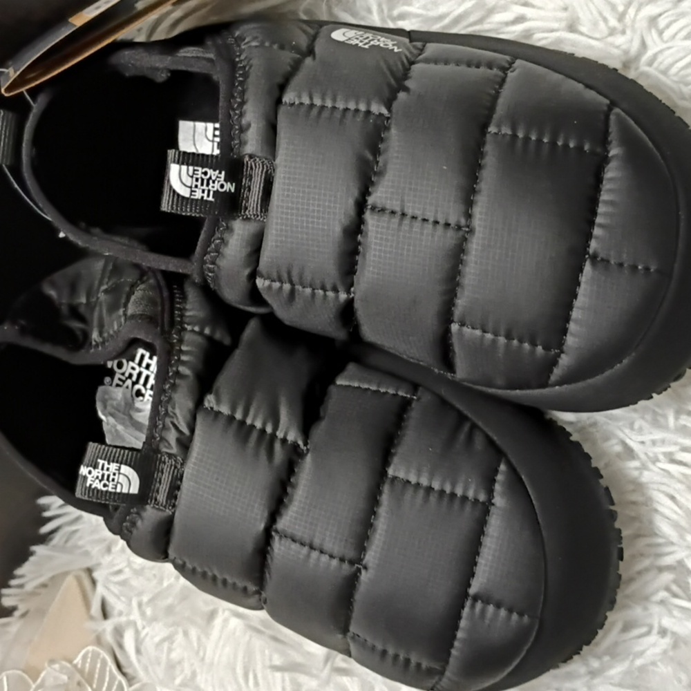 The North Face Youth Thermoball Traction Mule II Sz 1 EU 32 New - Picture 3 of 6